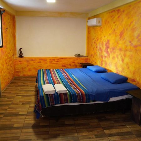 Galapagos Morning Glory Hostel Puerto Ayora  Kültér fotó